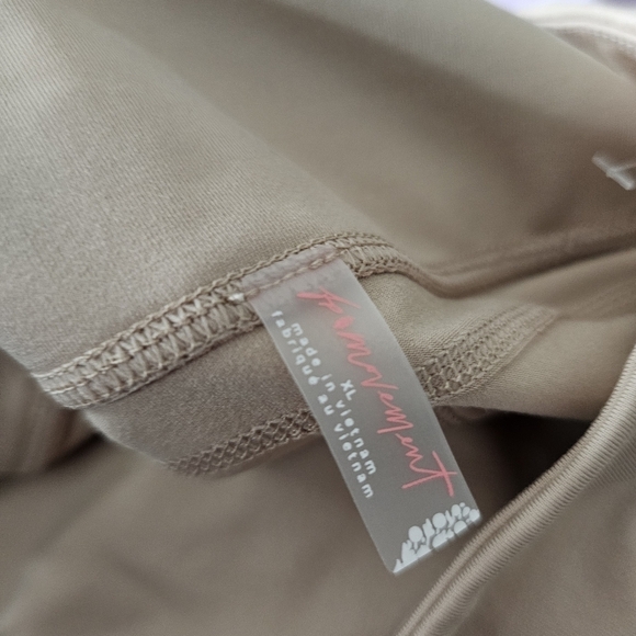 Free People Out of Your League Leggings In Clay - Picture 10 of 10